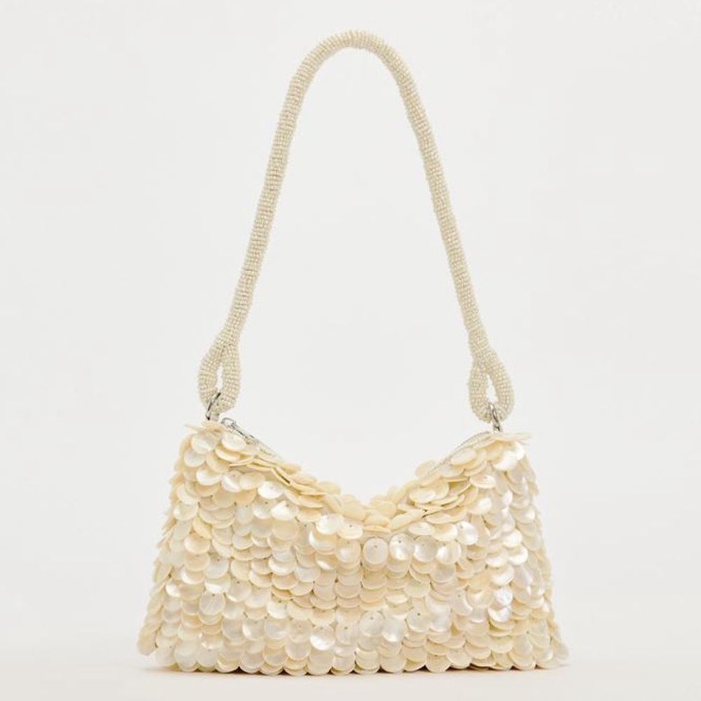 Beaded shoulder bag